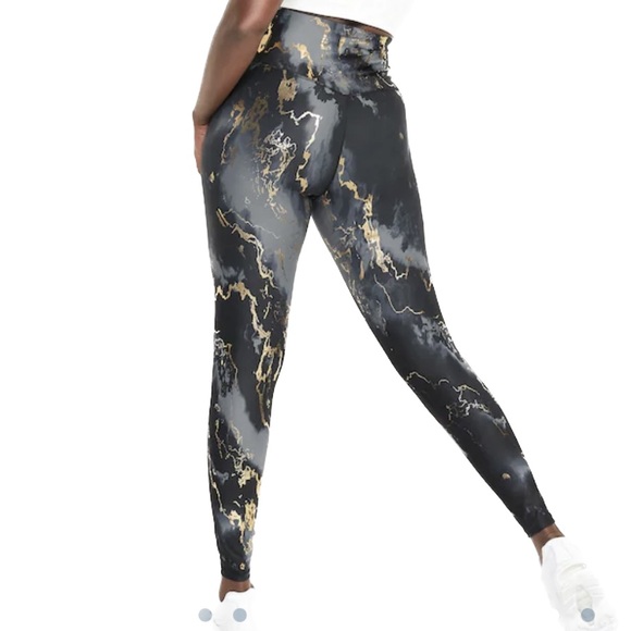 Old Navy Powersoft Extra High Waisted Leggings - Picture 2 of 8